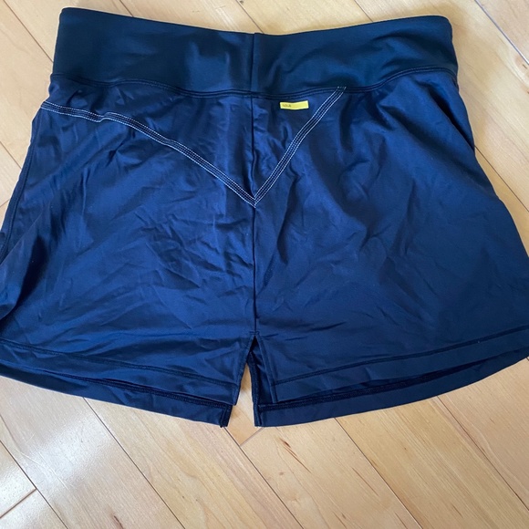 Lole - sports skirt - Picture 7 of 8